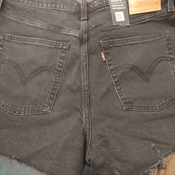 LEVIS SHORTS - Picture 5 of 5